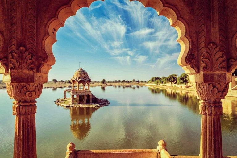 https://alltrips.az/wp-content/uploads/2015/07/post_03-768x512.jpg