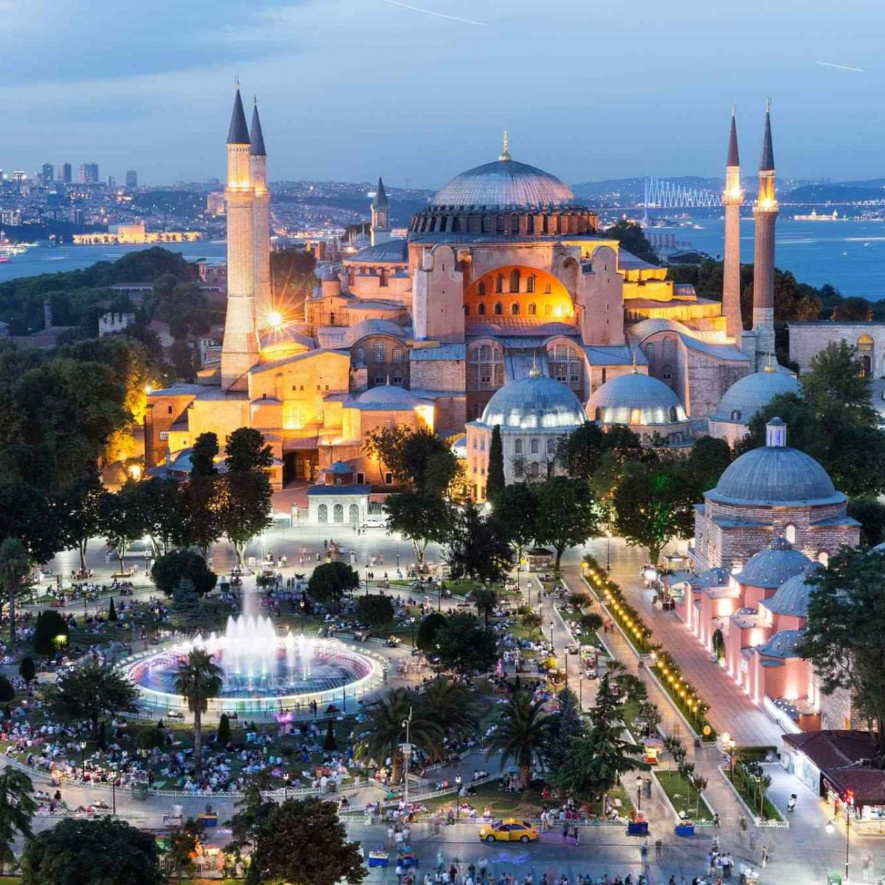 https://alltrips.az/wp-content/uploads/2018/09/destination-istanbul-02-1280x1280.jpg