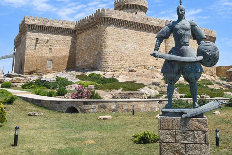 Музей Гала в окрестностях Баку